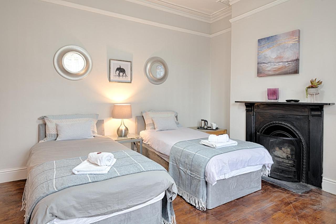 Willows-Cardiff Guest House Extérieur photo