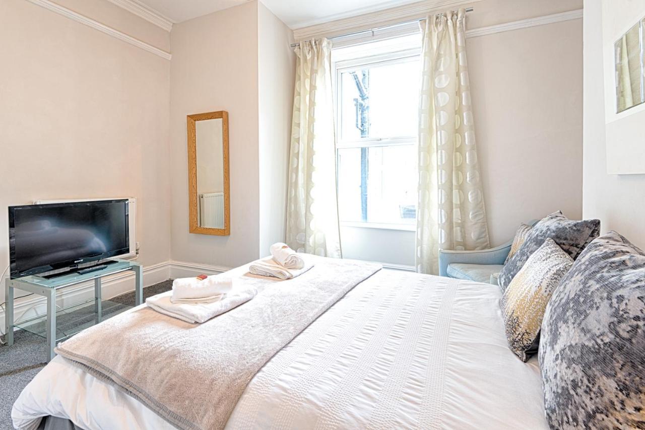 Willows-Cardiff Guest House Extérieur photo